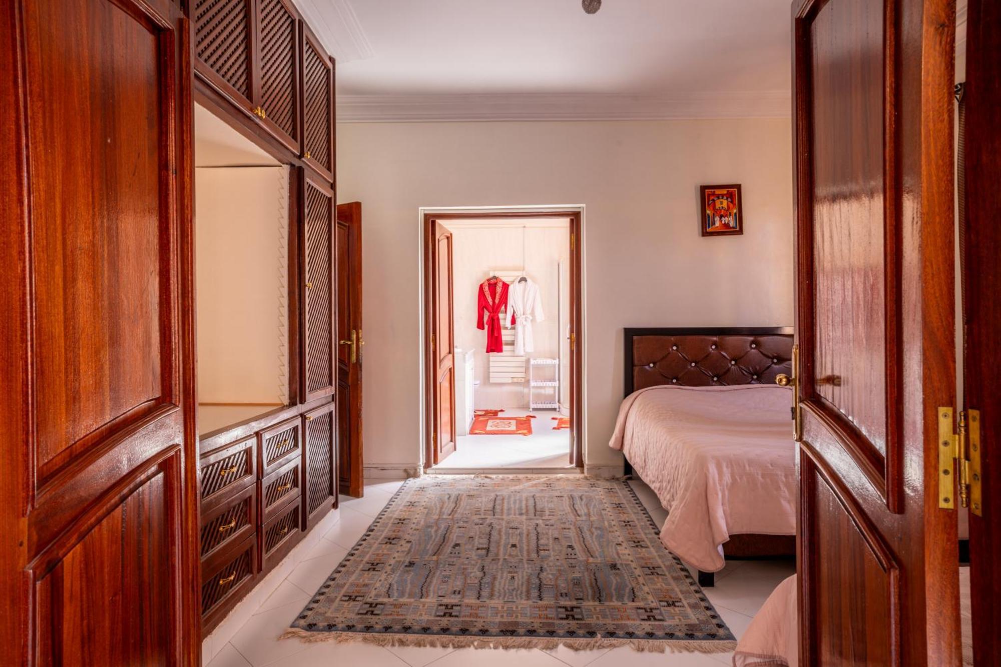 Villa Exclusive Sabah 10 Minutes Du Centre Avec Piscine Privee Marrakesh Exterior photo